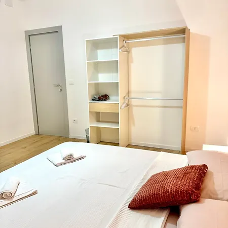 Dalila * 트리에스테